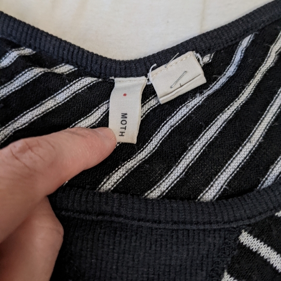 Moth Relaxed Fit Top Black and White Stripes Large - Picture 3 of 9